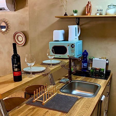 Boutique Apartment In Heart Of Хайфа Экстерьер фото