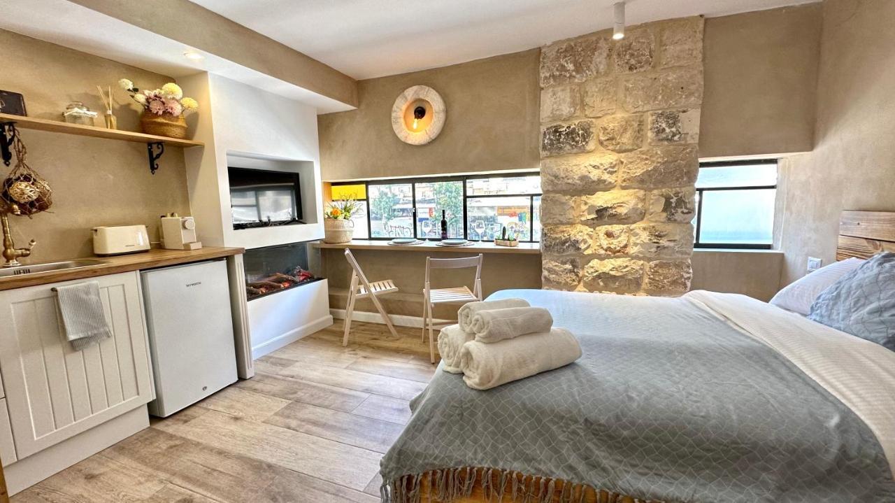 Boutique Apartment In Heart Of Хайфа Экстерьер фото