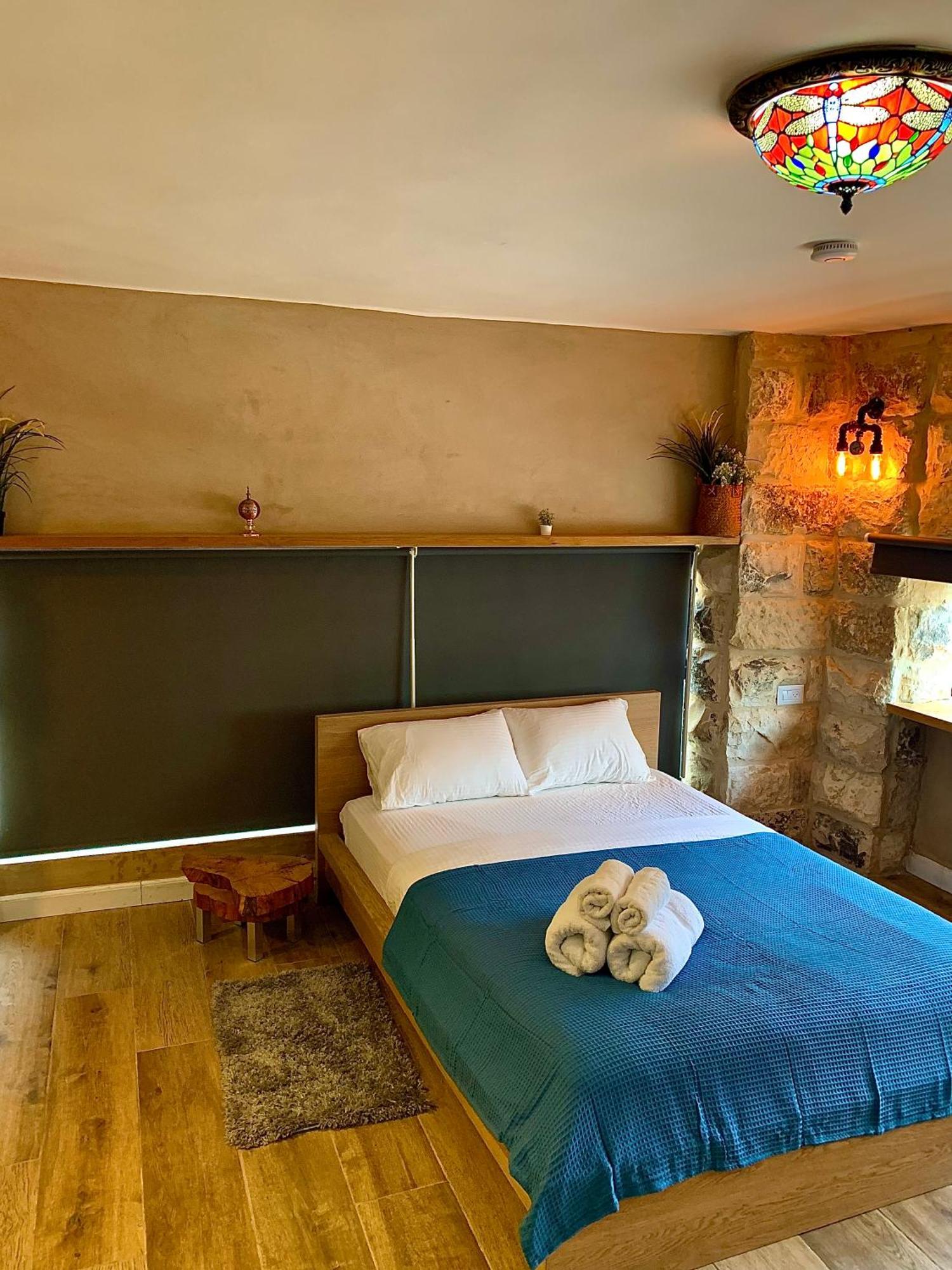 Boutique Apartment In Heart Of Хайфа Экстерьер фото